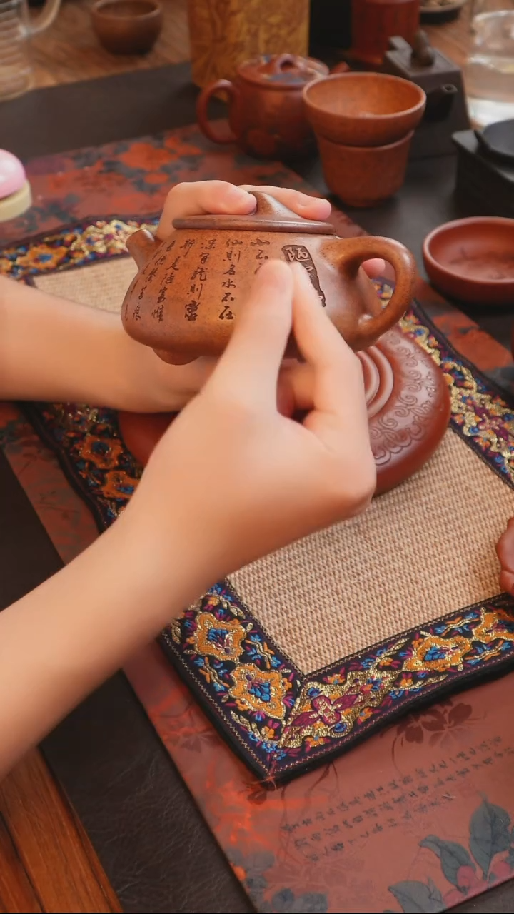 茶杯紫砂见素 紫砂陋室铭石瓢壶