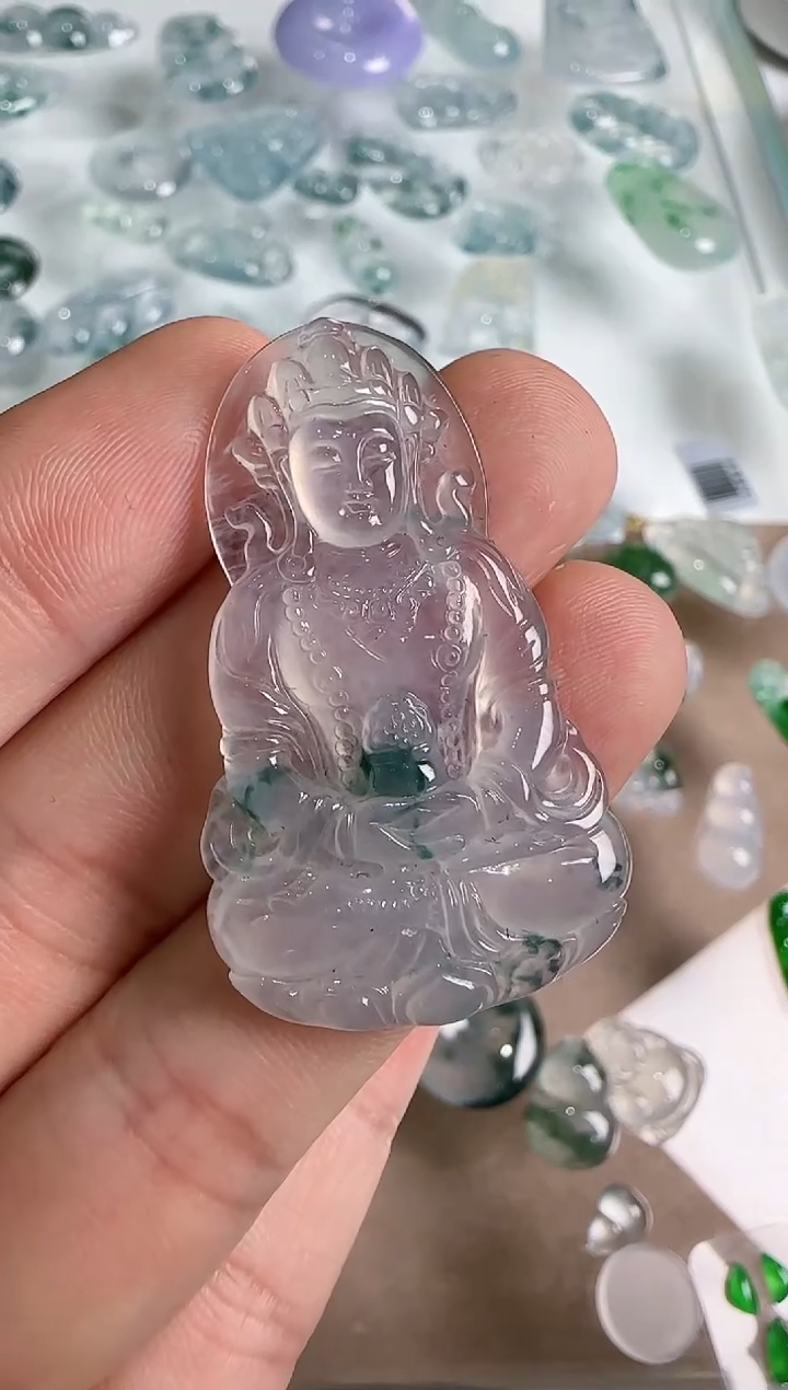 【闪购商品】翡翠吊坠(不含链)未镶嵌··