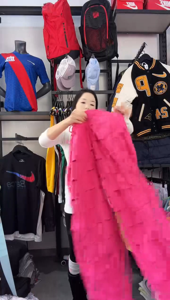 574闪购编码 Nike/Joedan运动卫衣裤以直播间过款为准 尺码·L