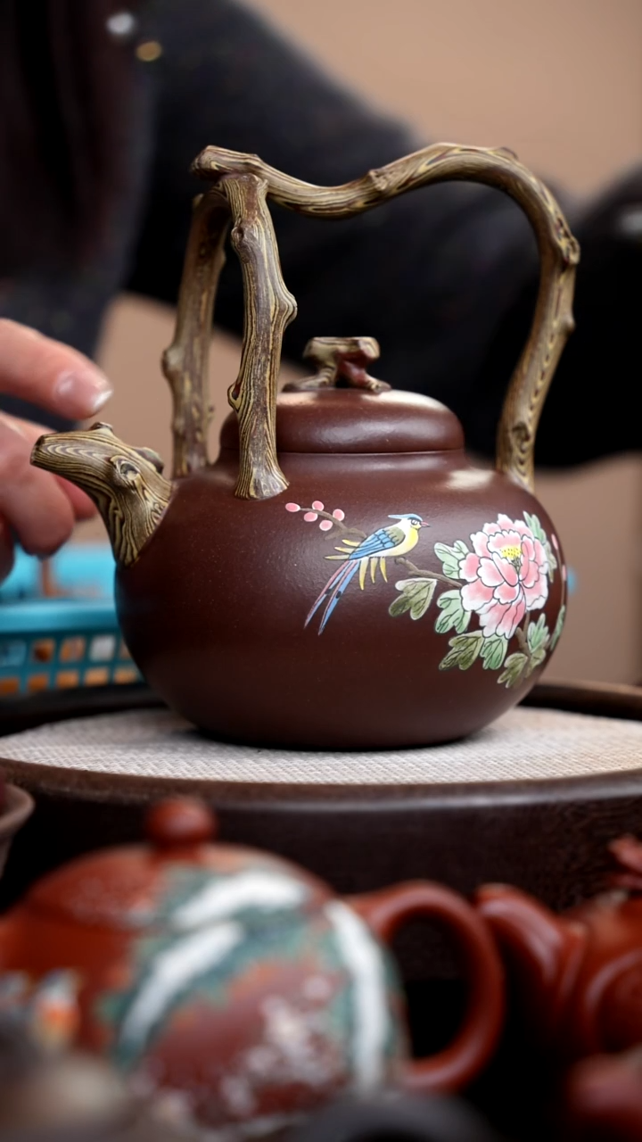 茶壶紫砂紫泥绞泥东坡提梁泥绘