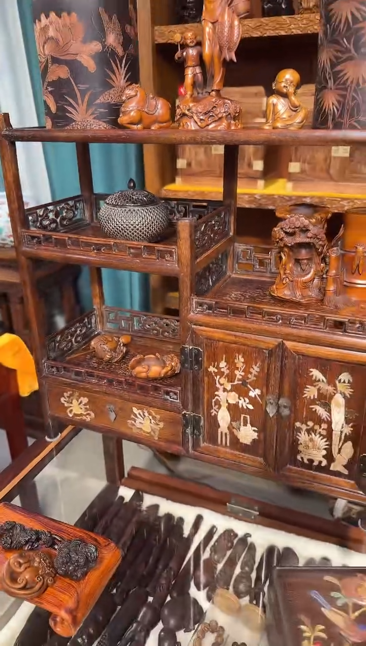 【闪购商品】木木艺缅花横博古架1800.888