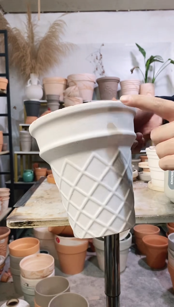 瑕疵无售后18*18白色浮雕 1盆无托