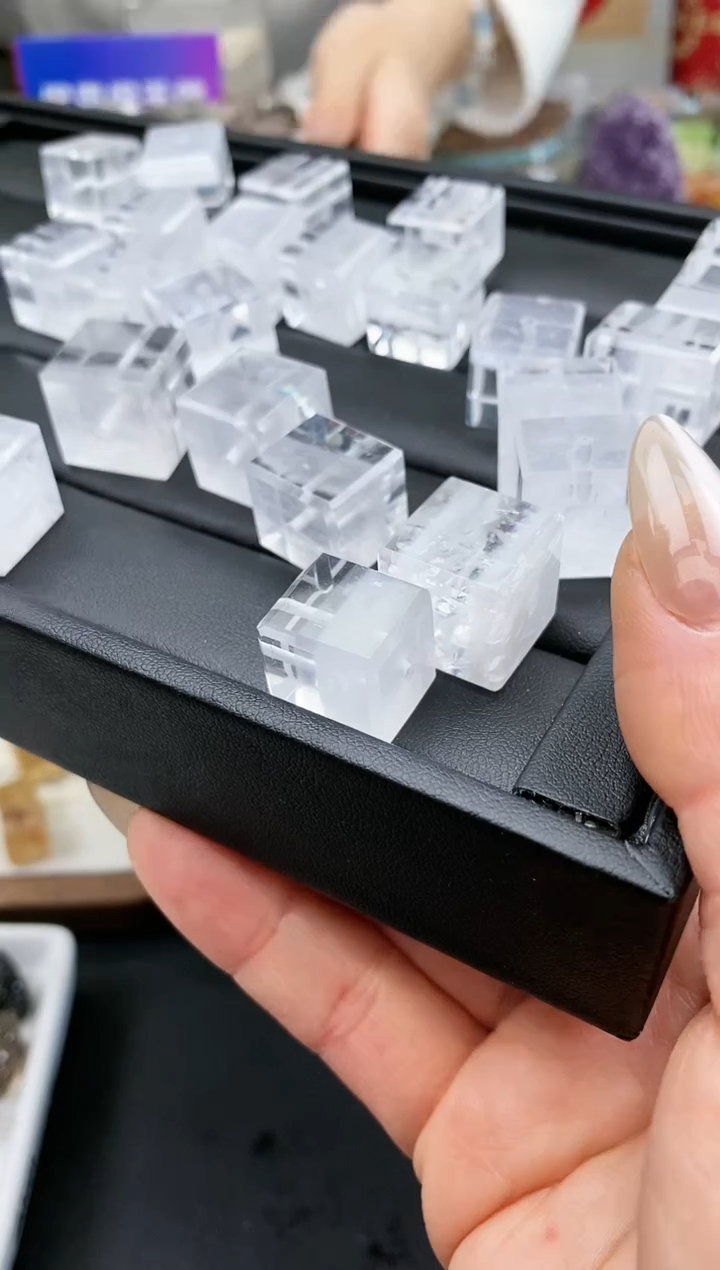 【闪购商品】水晶吊坠(不含链)未镶嵌97a多样性发其一/1.28/1个 