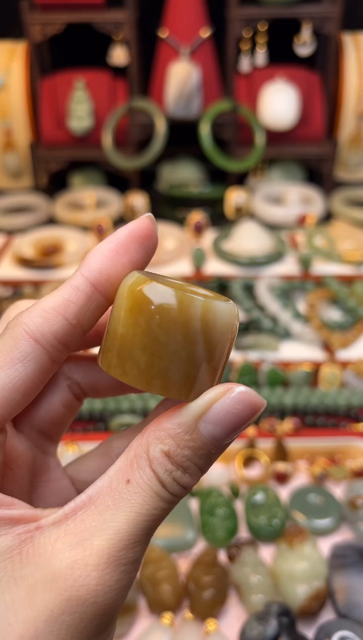 【闪购商品】和田玉戒指未镶嵌放漏