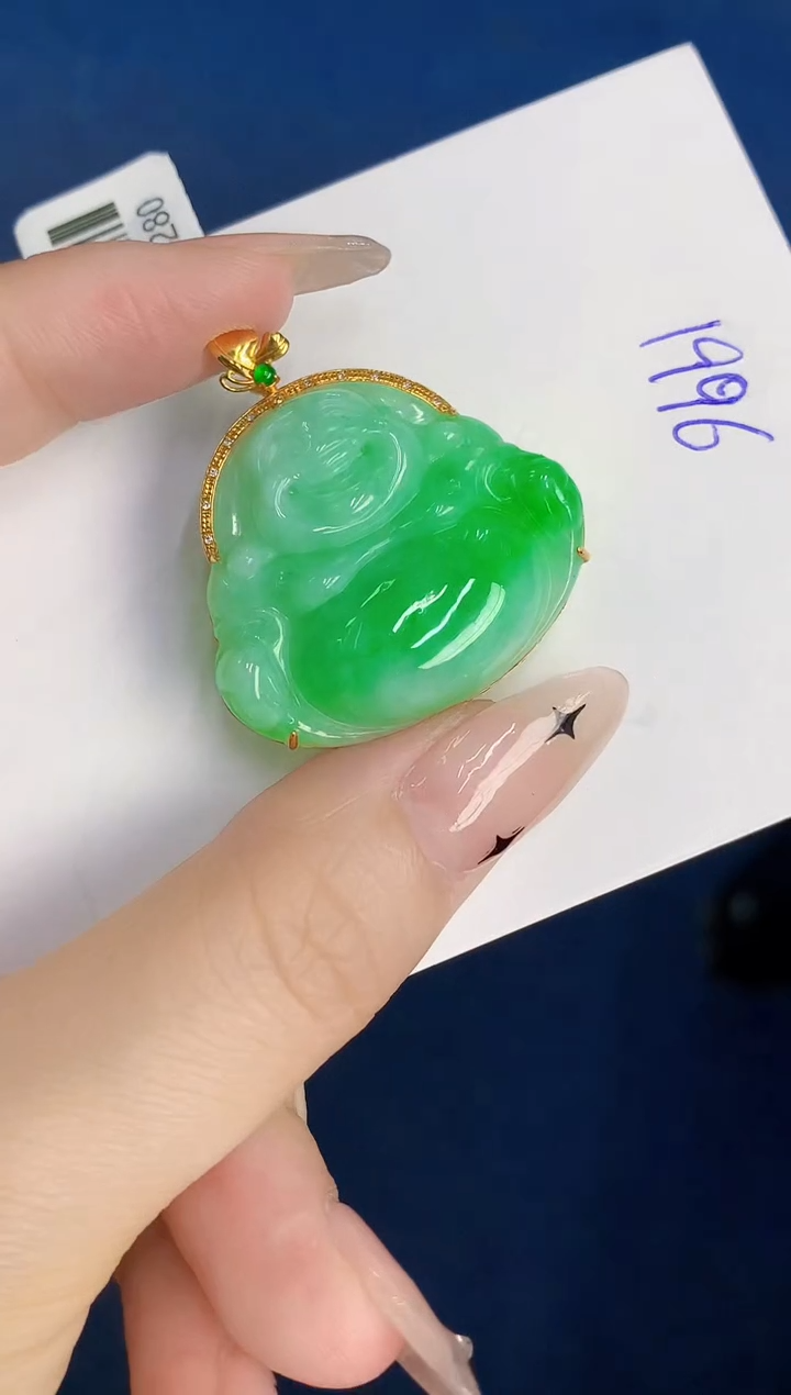 颈饰18K金镶嵌翡翠缅甸天然翡翠A货