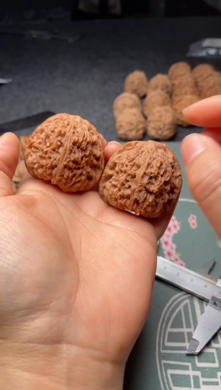 把件文玩核桃w288  南疆石 44尺