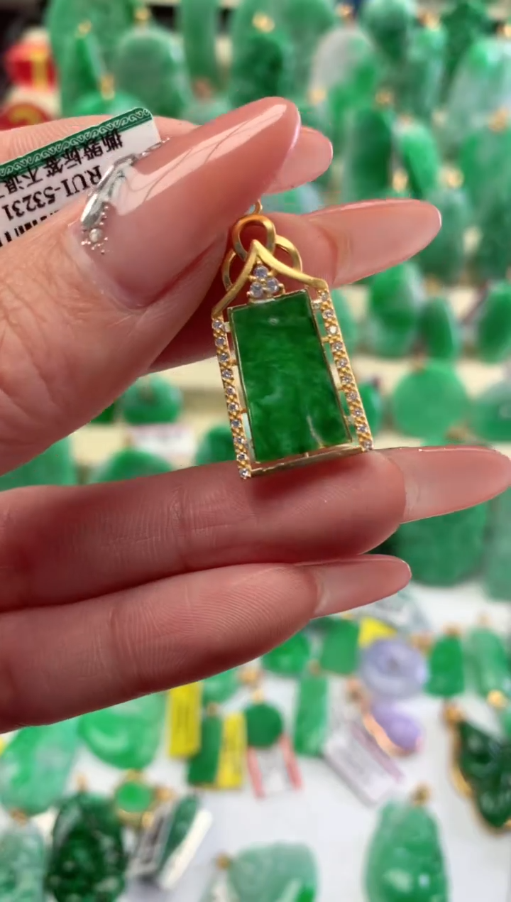 【闪购商品】翡翠颈饰银S925镶嵌挂件