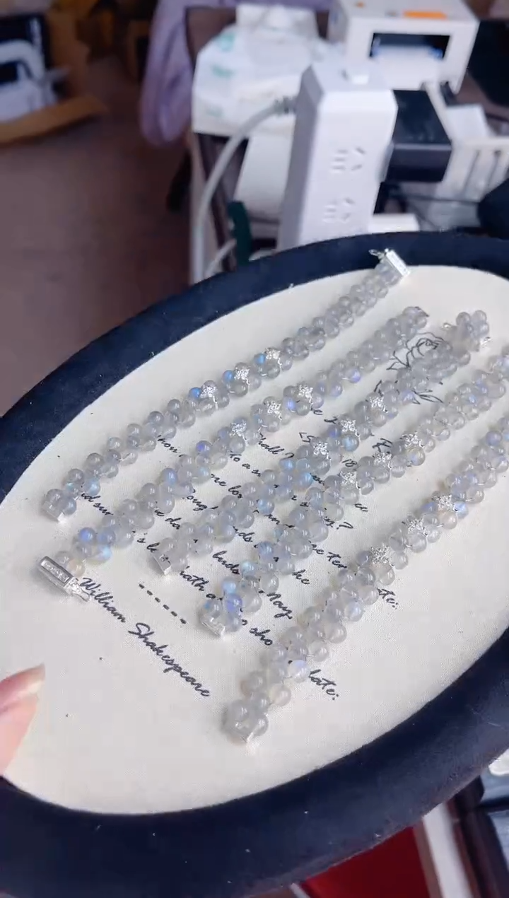 未镶嵌手串水晶灰月光手链