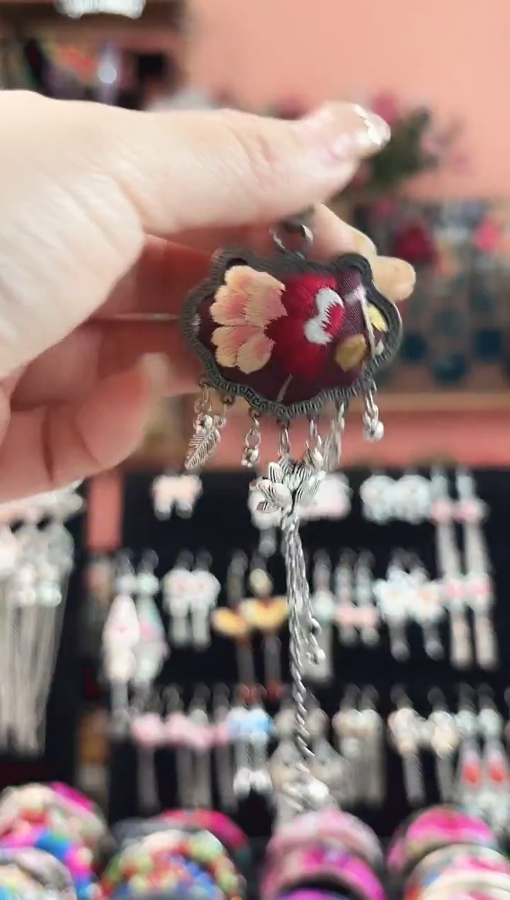 艺枝独绣手工饰品59