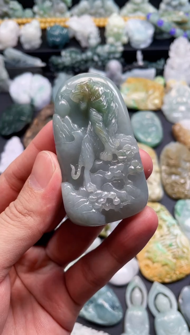 颈饰未镶嵌翡翠26  天然翡翠a货  老虎