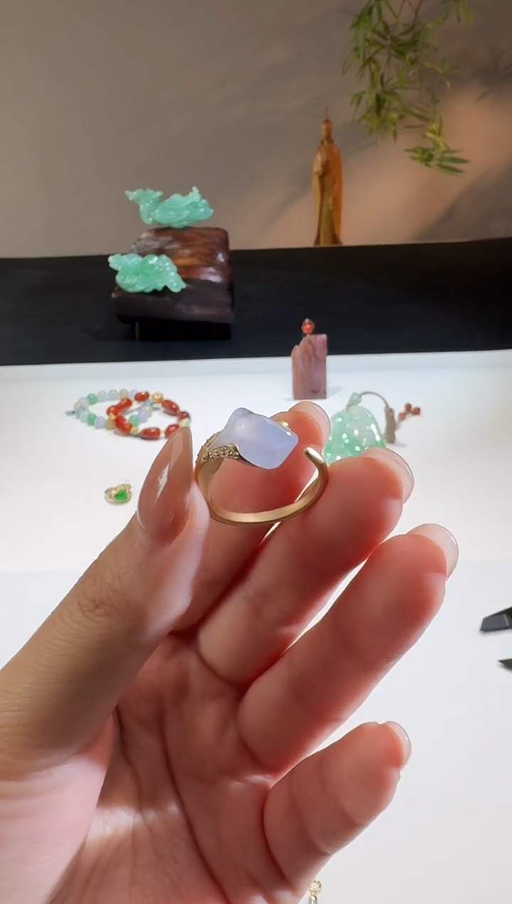 【闪购商品】翡翠戒指18K金镶嵌【鑫鑫】