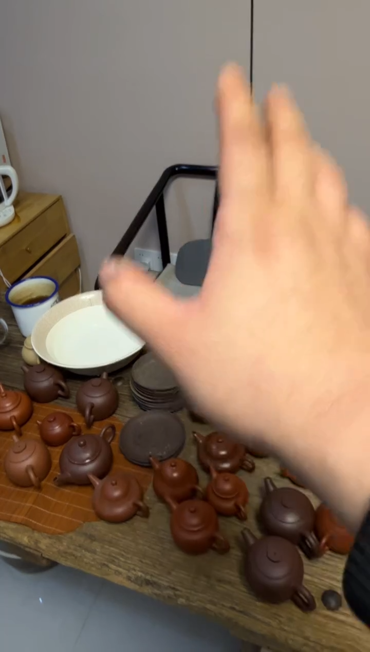 茶壶紫砂芜****司紫泥盘子一个