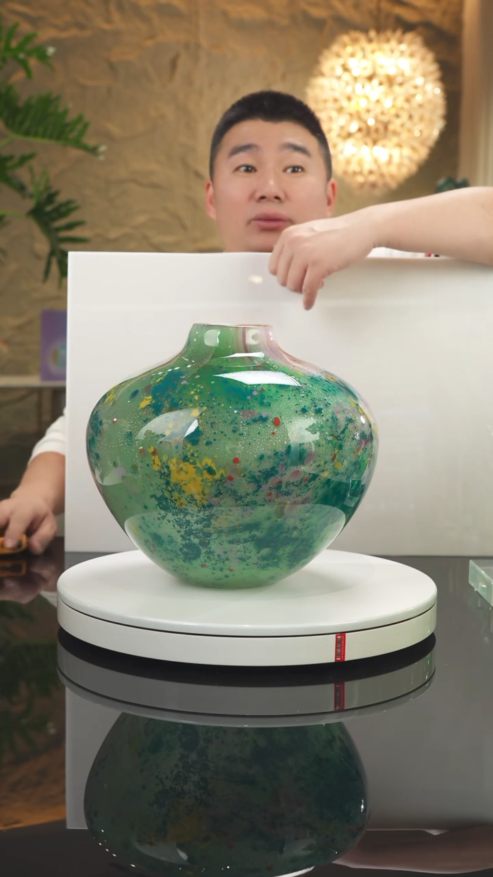 【闪购商品】瓷片设计款花瓶摆件