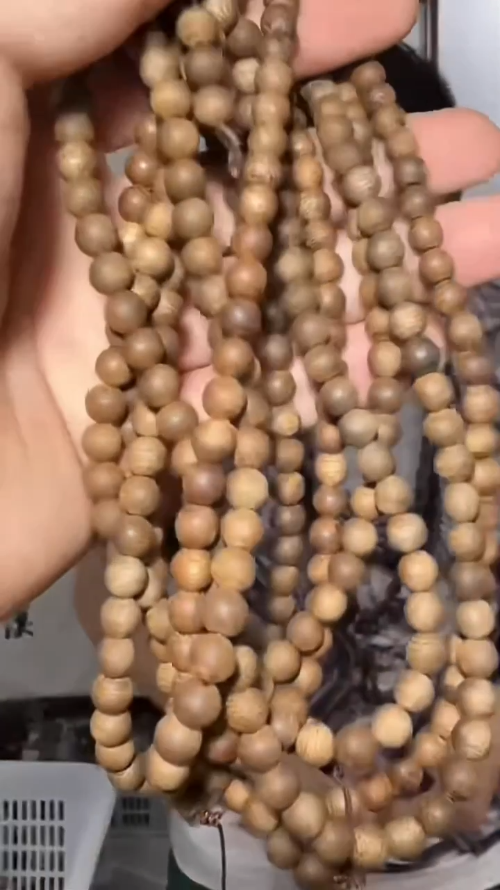 沉香手串b2号海南莺歌绿长串0.6多样性发一