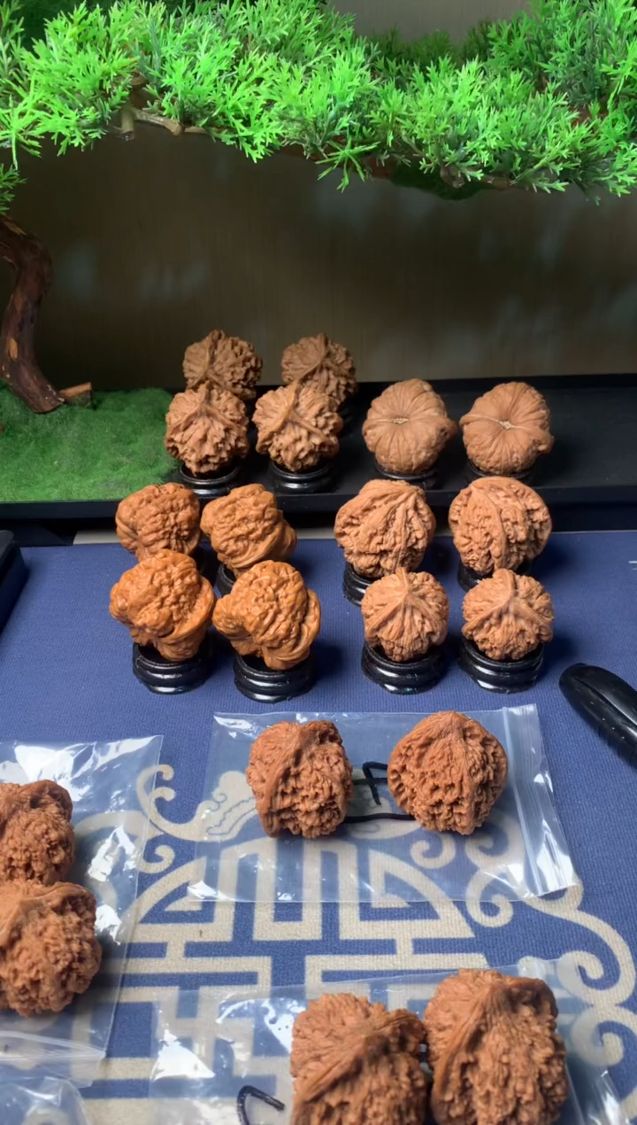 【闪购商品】文玩核桃吊坠41满天星