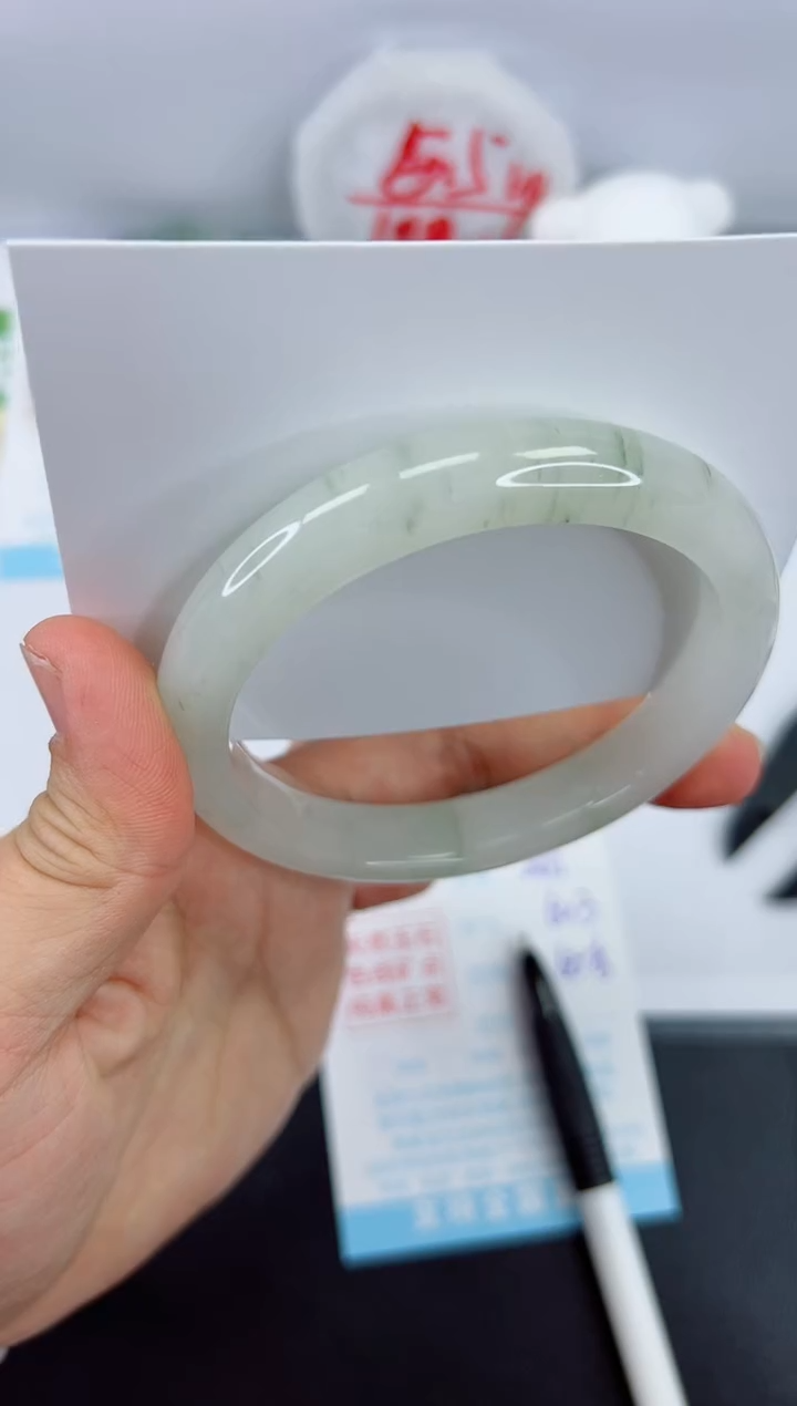 【闪购商品】石英质玉手镯未镶嵌445-64.3