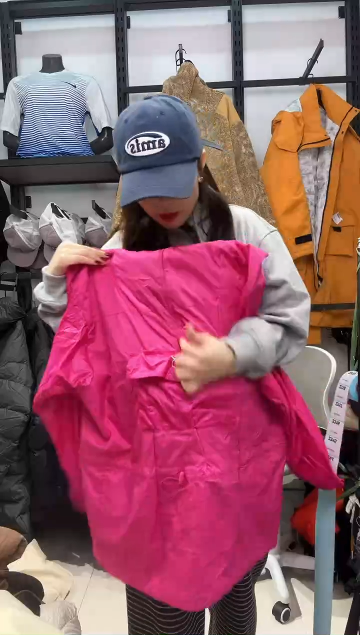 2313   编码  瑕疵直播间过款为准 尺码  ·  s