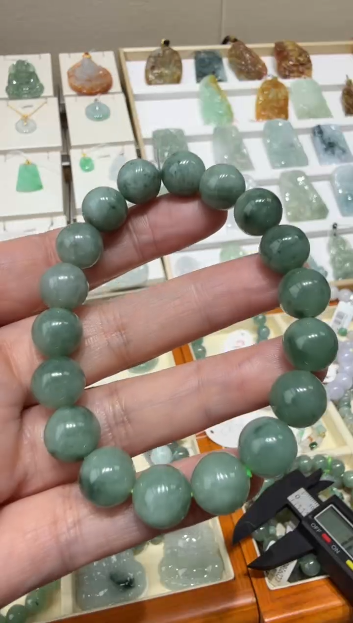 未镶嵌挂件翡翠绵****?A货翡翠多样性孤品