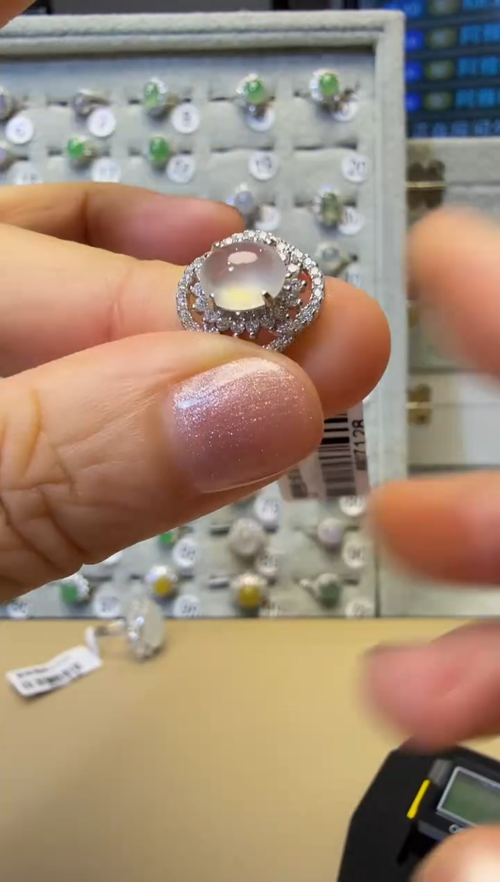 银S925镶嵌戒指翡翠925银镶缅甸A货翡翠戒指