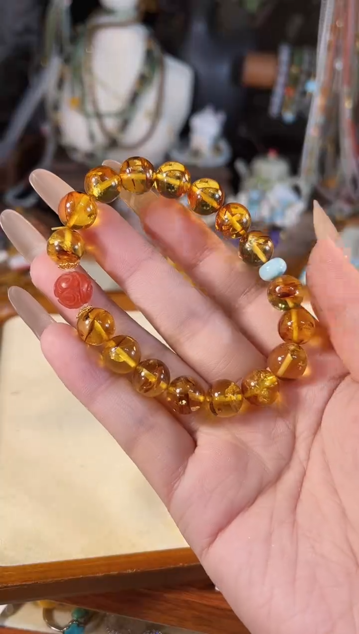 【闪购商品】琥珀（花珀）手链未镶嵌多样性发货其一
