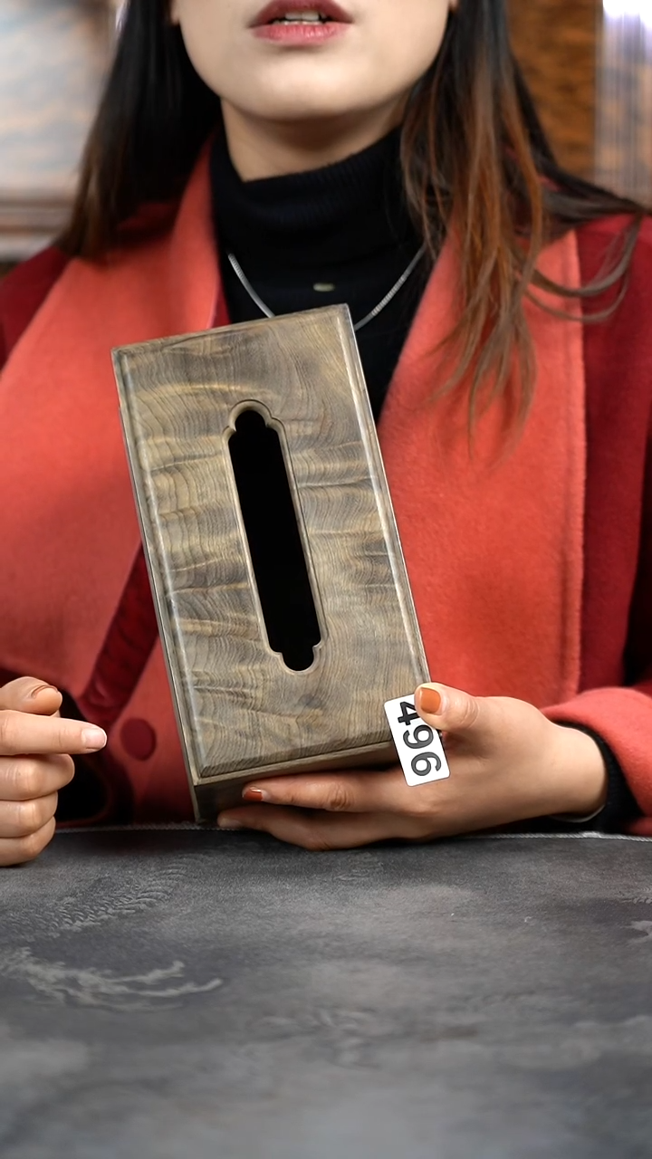 【闪购商品】金丝楠木艺满花精工原木纸巾盒496