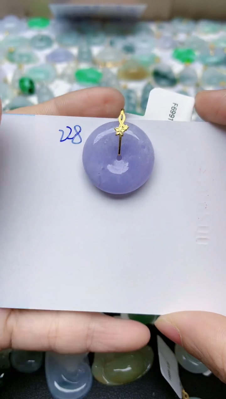 【闪购商品】翡翠颈饰18K金镶嵌228天然翡翠A货    