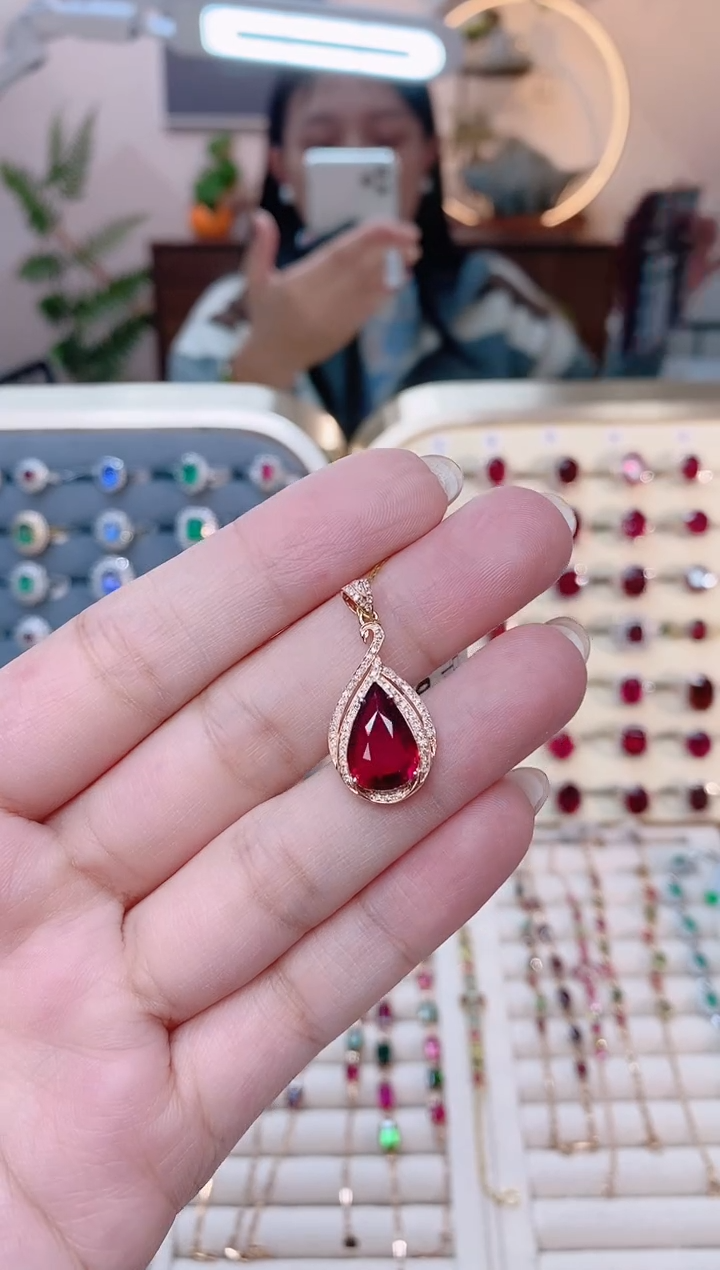 【闪购商品】碧玺18K金吊坠18K金镶嵌.