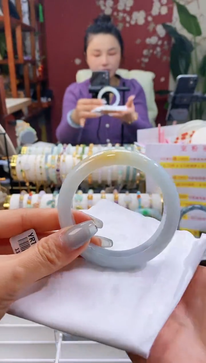 【闪购商品】翡翠手镯未镶嵌160圈口5657/11.2*8.8