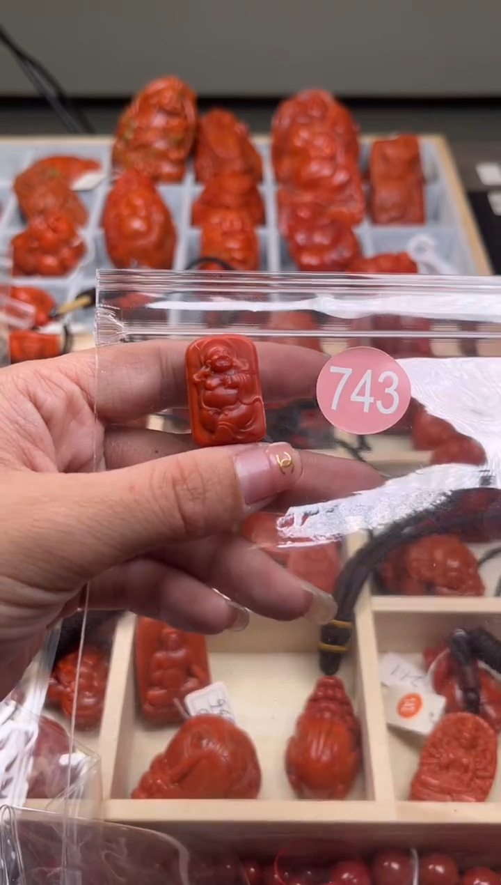 【闪购商品】南红玛瑙珠宝奇石未镶嵌743