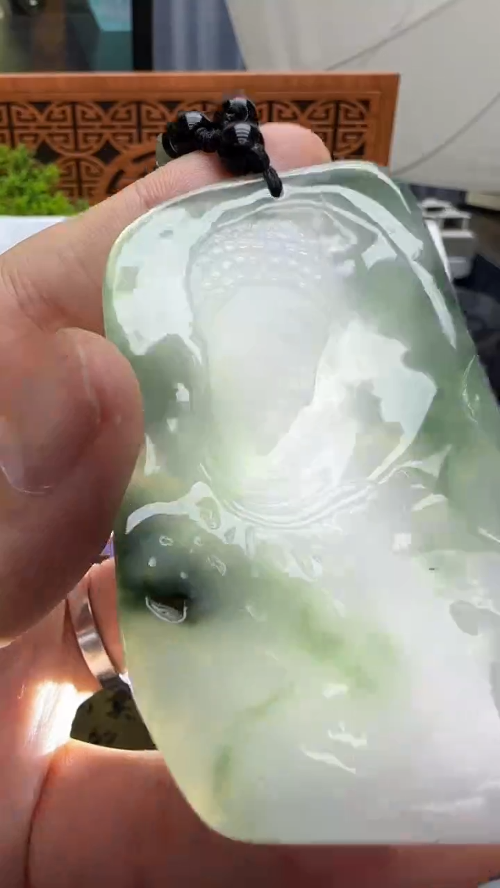 【闪购商品】翡翠挂件未镶嵌国雕谢林工（定制退货扣1000元）