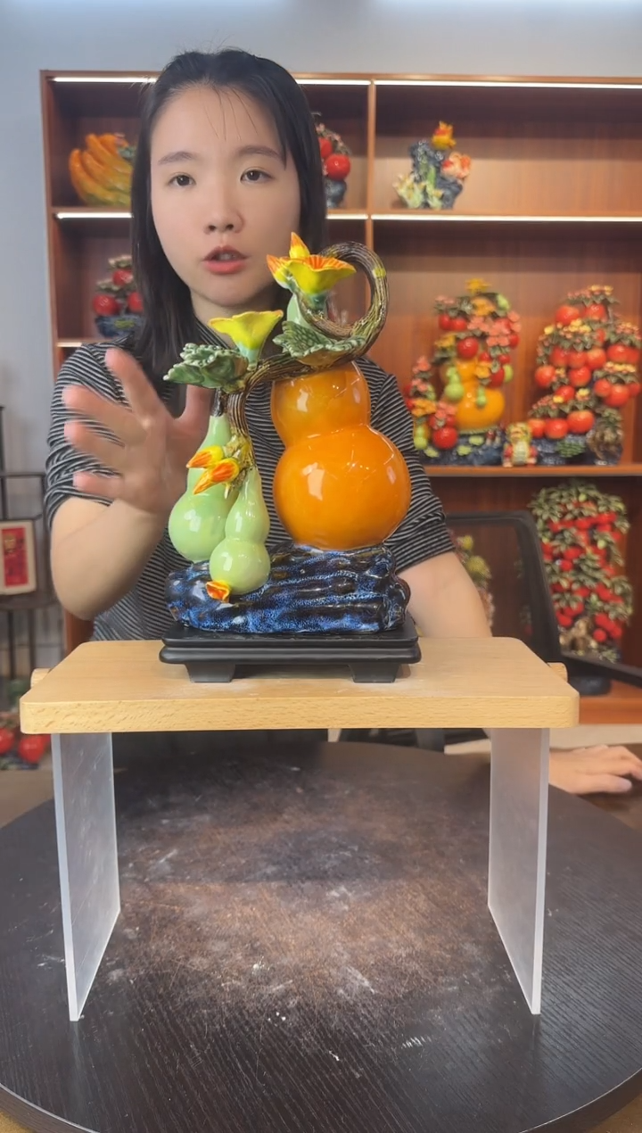 陶瓷有底座三葫芦摆件