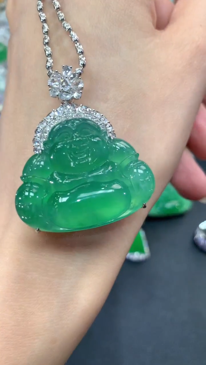 【闪购商品】翡翠吊坠(不含链)18K金镶嵌w53