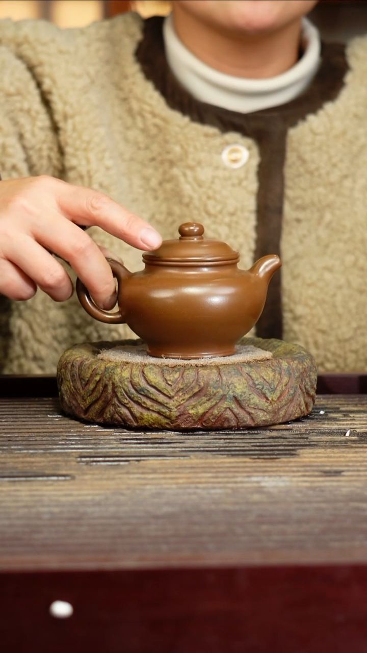 宜兴原矿紫砂壶茶壶宜兴原矿紫砂壶茶壶150C