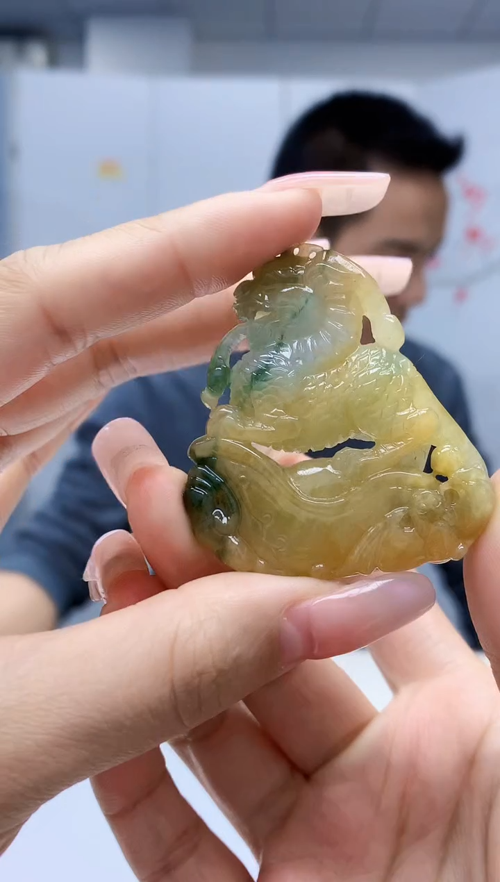 【闪购商品】定制翡翠未镶嵌3916lr-毛货挂件71