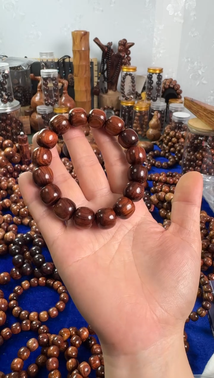 手串/手链黄花梨/降香黄檀看*清1314规格家具老料海黄手串