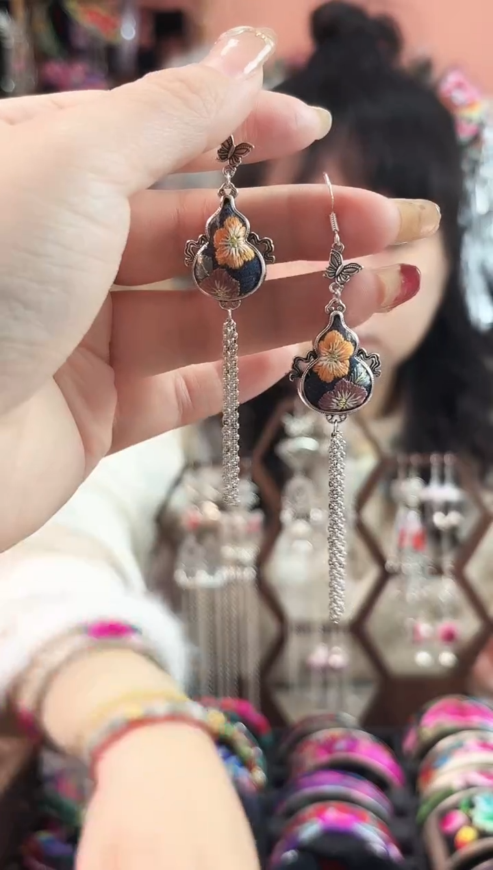 艺枝独绣手工饰品51