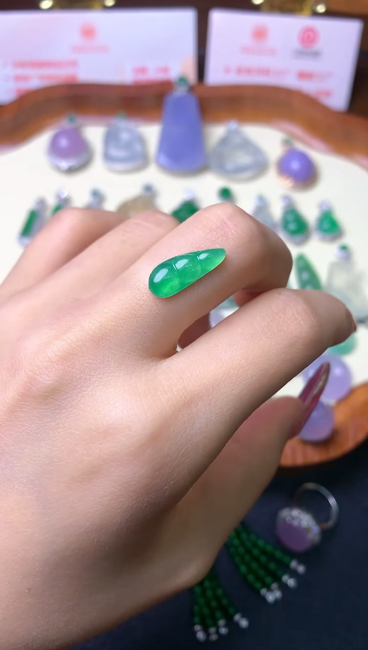 【闪购商品】定制翡翠未镶嵌裸石（镶嵌定制）