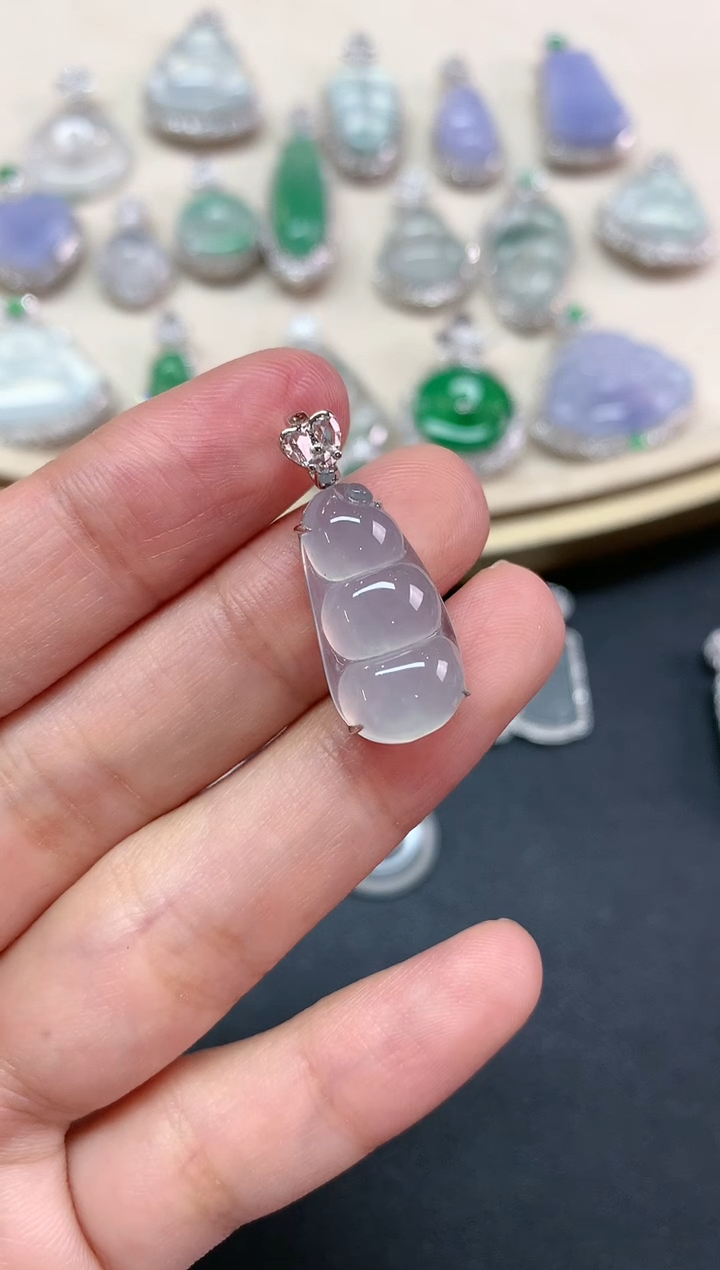 【闪购商品】翡翠吊坠(不含链)18K金镶嵌Q20|4980