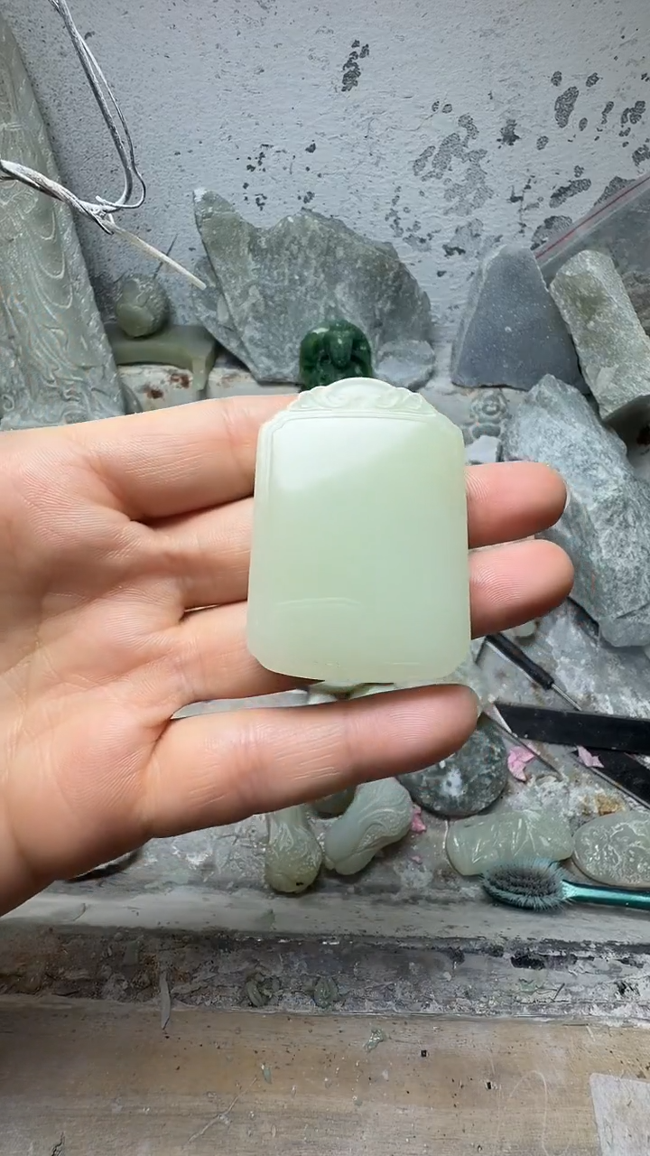 项链未镶嵌和田玉无事牌