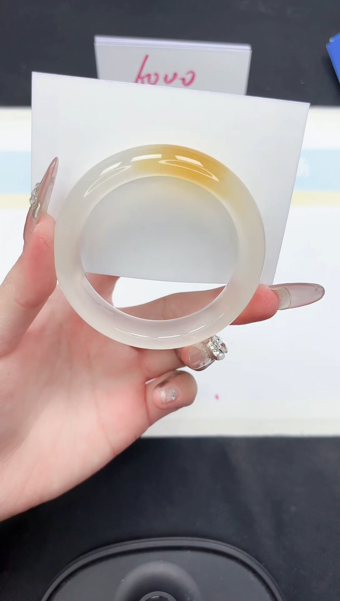 【闪购商品】石英质玉手镯未镶嵌104-54.7