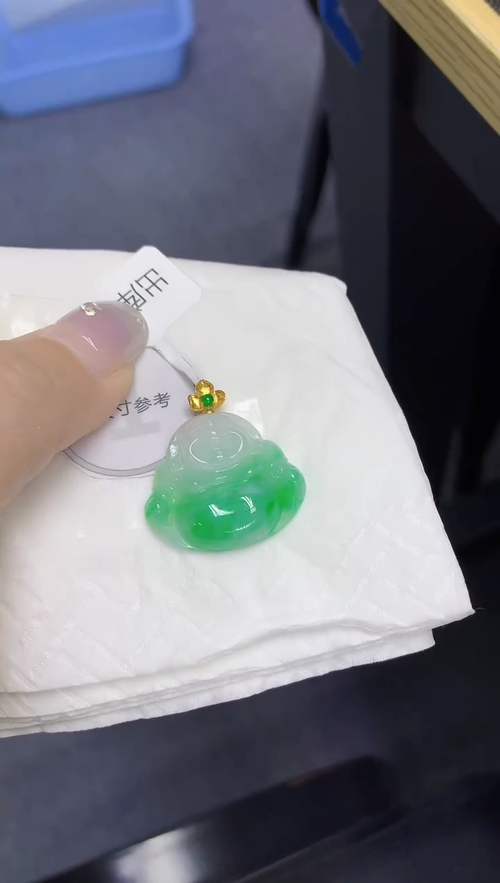 颈饰18K金镶嵌翡翠天然缅甸翡翠A货百元以上9元证书费自理