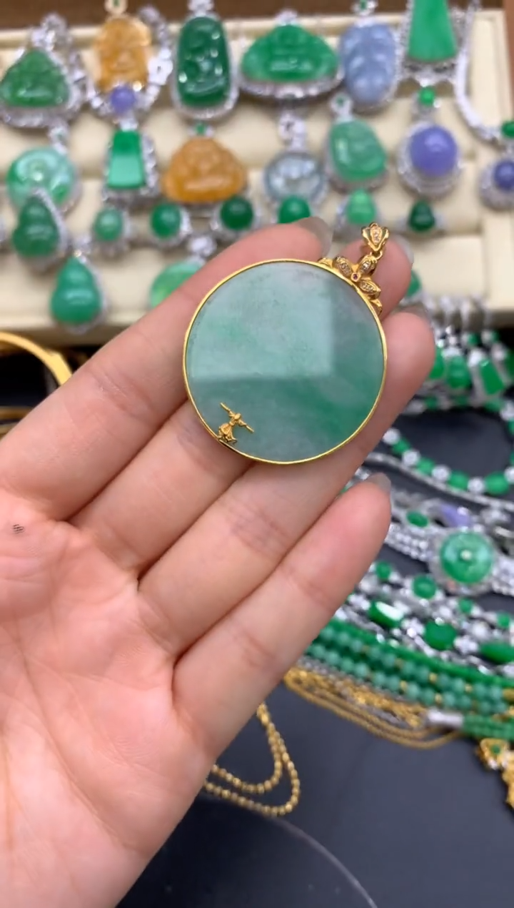 【闪购商品】翡翠颈饰18K金镶嵌97-中国好珍宝