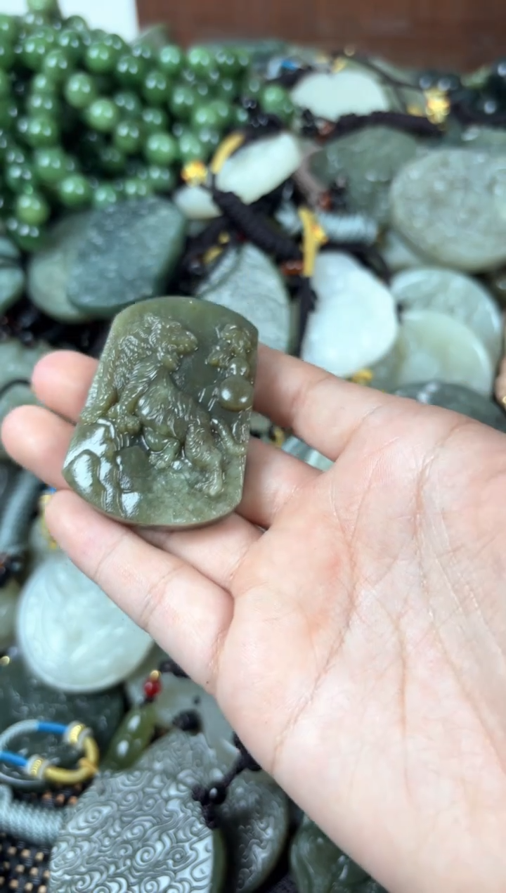 【闪购商品】和田玉颈饰未镶嵌1