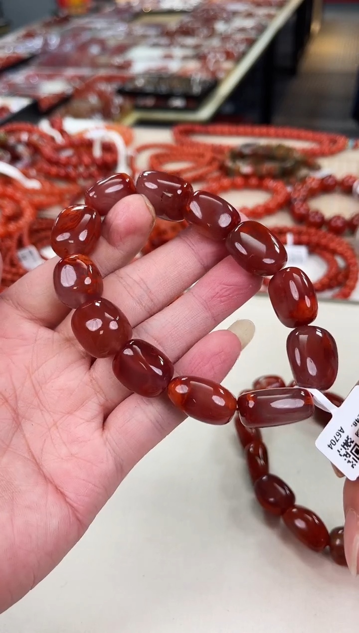 未镶嵌瓦西随型手串南红玛瑙悠*（多样式发其一）