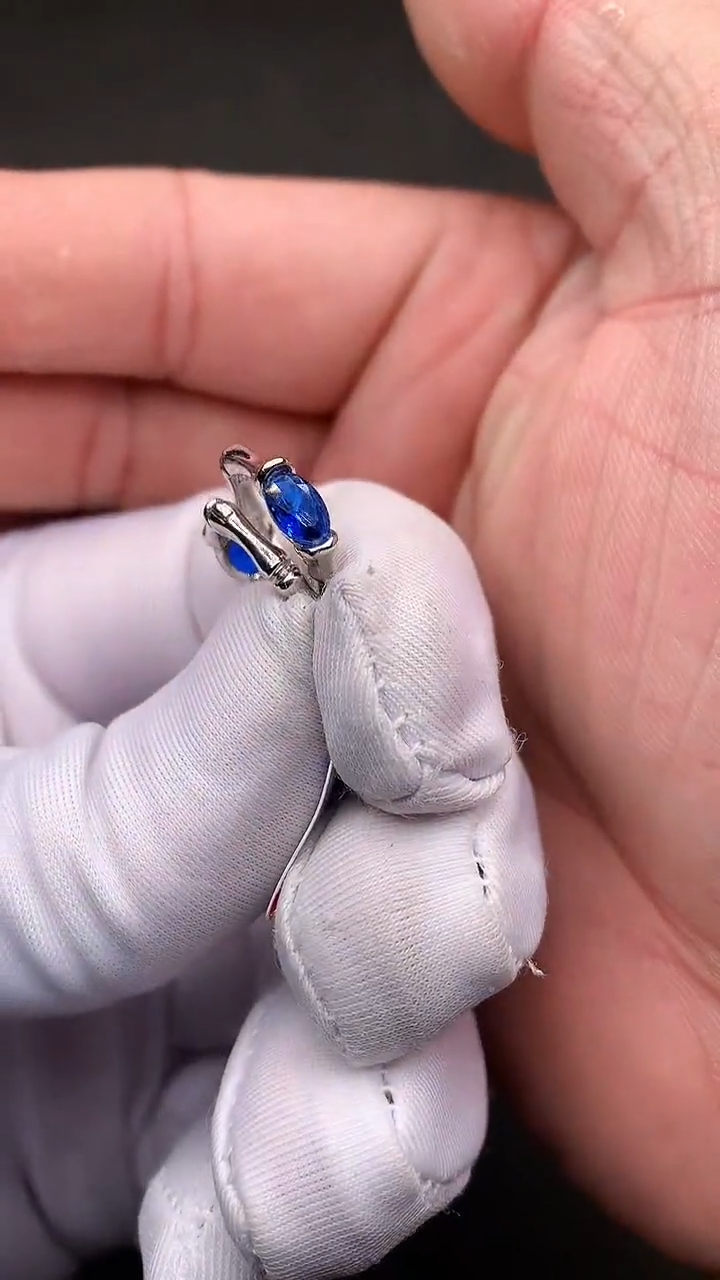 【闪购商品】蓝宝石耳饰银S925镶嵌.......