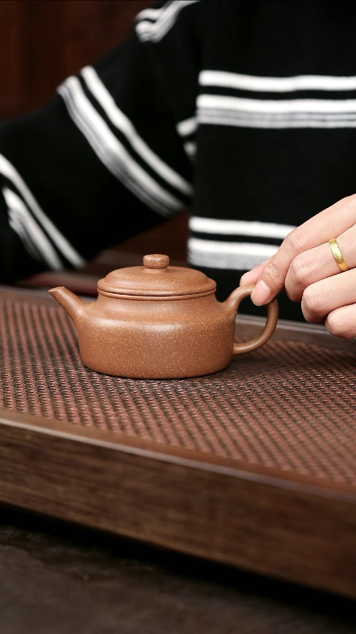 茶壶紫砂4-2扁剑流德钟