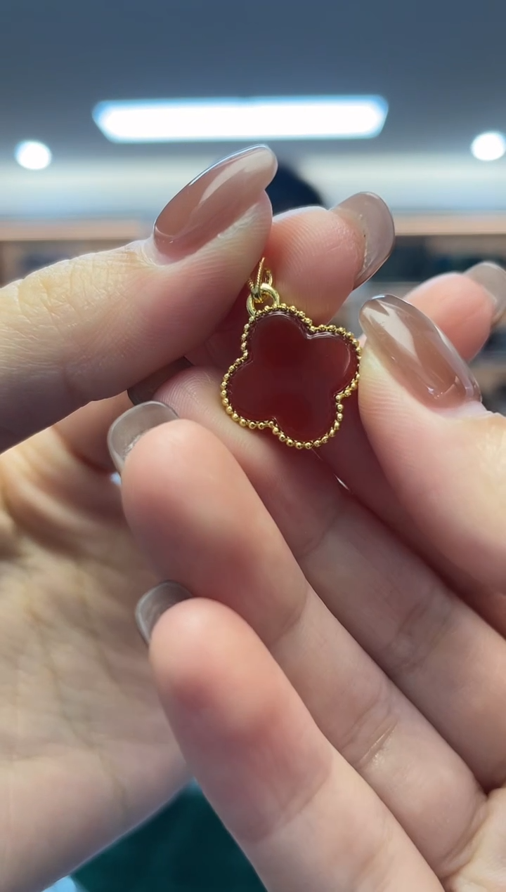 18K金镶嵌颈饰玛瑙/玉髓（多样性发一件）