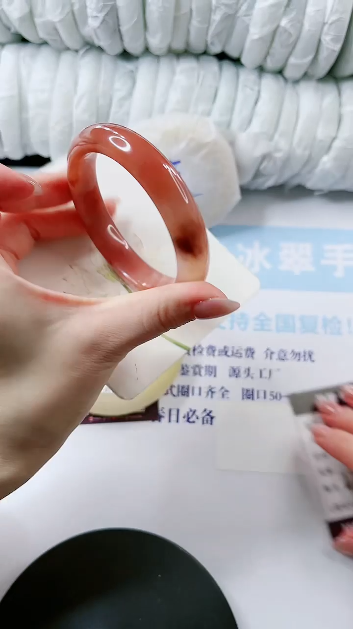 【闪购商品】石英质玉手镯未镶嵌多样性发货L211