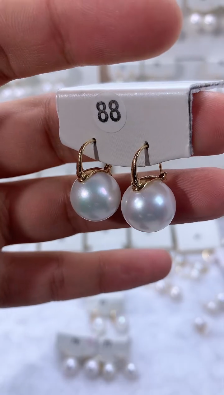 【闪购商品】淡水珍珠耳饰18K金镶嵌1