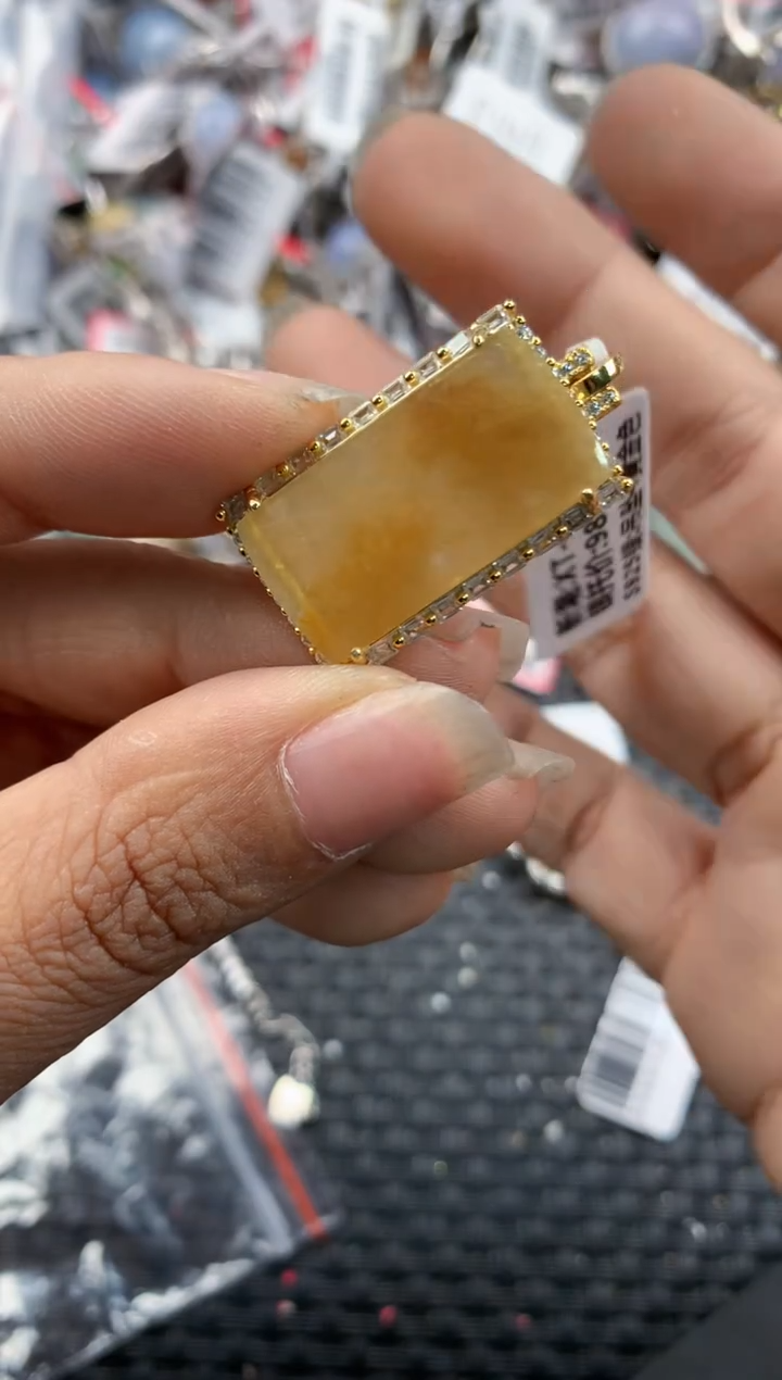 银S925镶嵌戒指翡翠18-18-18        3